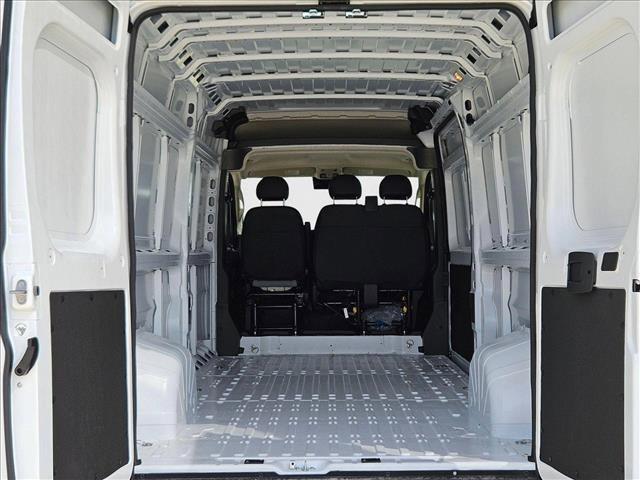 new 2025 Ram ProMaster 2500 car, priced at $45,106