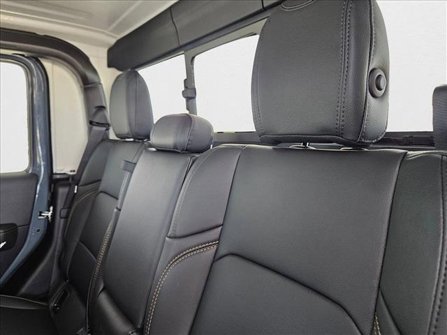 new 2025 Jeep Gladiator car, priced at $40,810