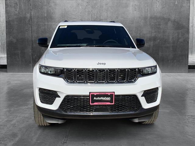 new 2025 Jeep Grand Cherokee car, priced at $33,545