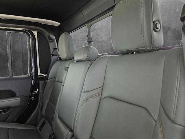 new 2025 Jeep Gladiator car, priced at $51,991
