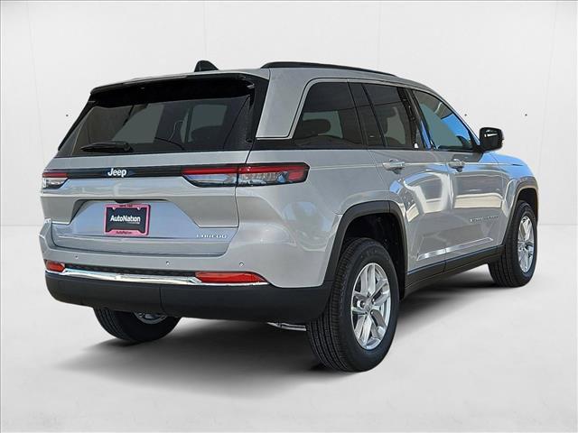 new 2025 Jeep Grand Cherokee car, priced at $31,564