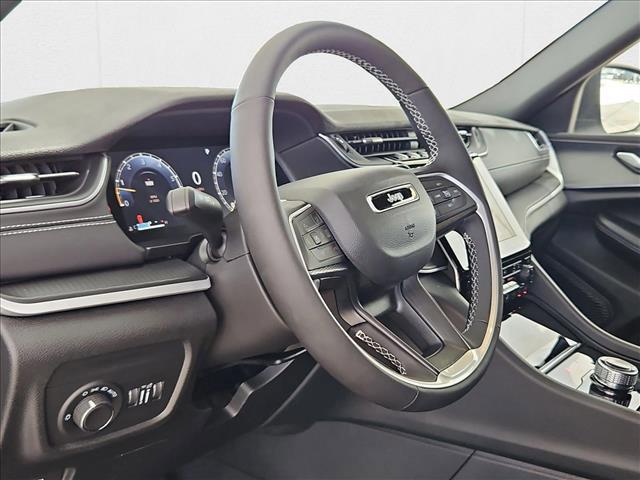 new 2025 Jeep Grand Cherokee car, priced at $31,564