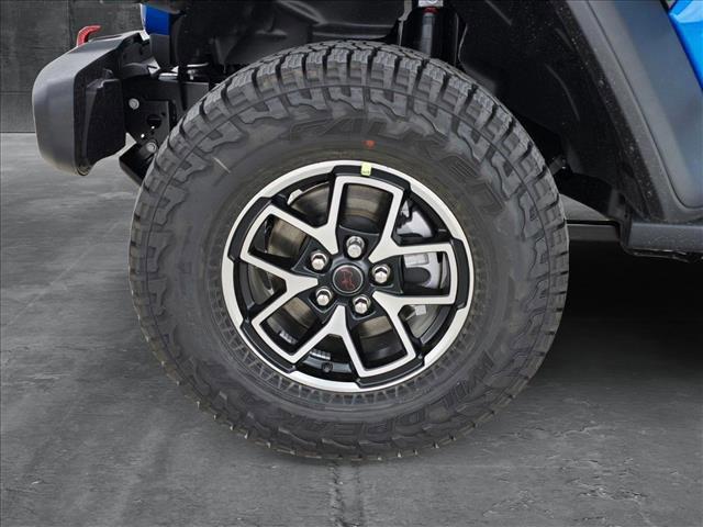new 2025 Jeep Gladiator car, priced at $47,542
