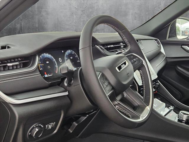 new 2025 Jeep Grand Cherokee car, priced at $35,080