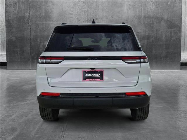 new 2025 Jeep Grand Cherokee car, priced at $35,080