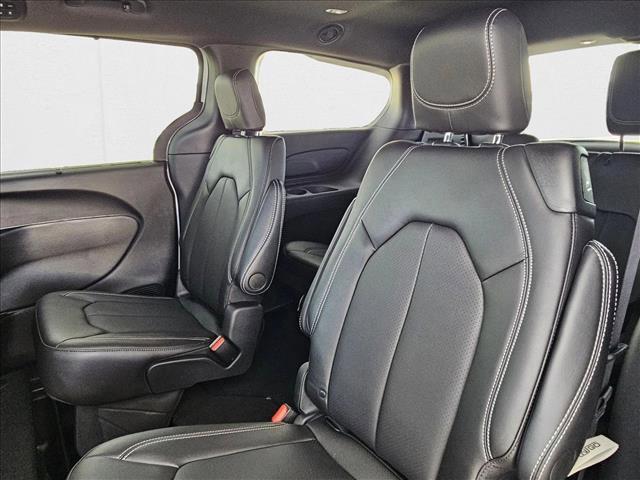 new 2025 Chrysler Pacifica car, priced at $38,553