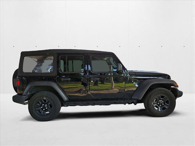 used 2022 Jeep Wrangler Unlimited car, priced at $28,662