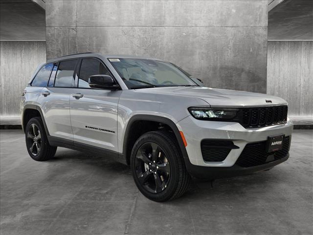 new 2024 Jeep Grand Cherokee car, priced at $37,927