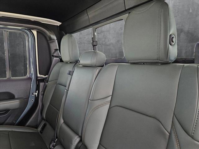 new 2025 Jeep Gladiator car, priced at $51,644