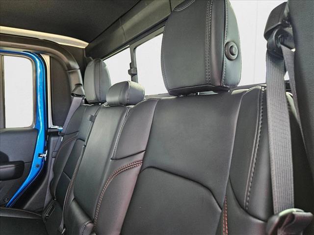new 2025 Jeep Gladiator car, priced at $50,840