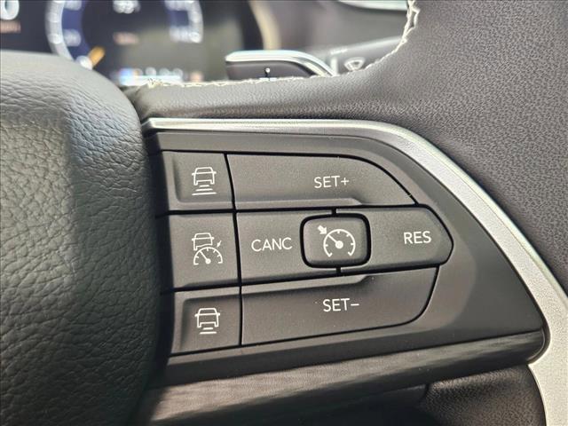 new 2025 Jeep Grand Cherokee car, priced at $34,189