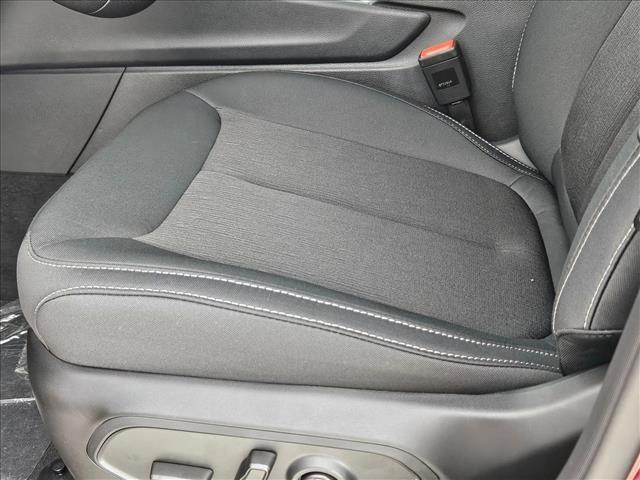 new 2025 Jeep Grand Cherokee car, priced at $34,189