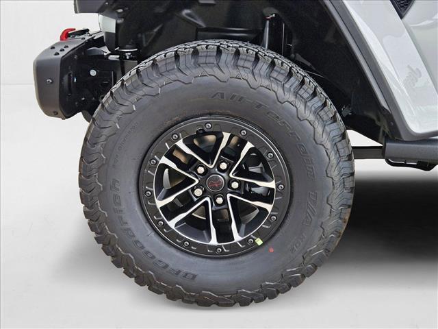 new 2025 Jeep Wrangler car, priced at $60,000