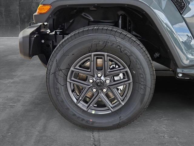new 2025 Jeep Gladiator car, priced at $40,670