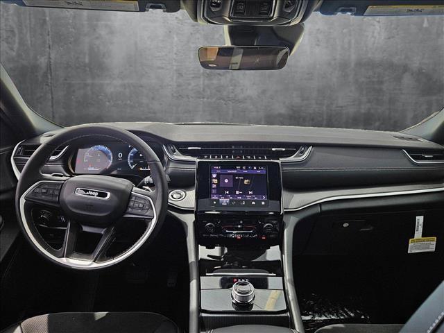 new 2025 Jeep Grand Cherokee L car, priced at $37,423