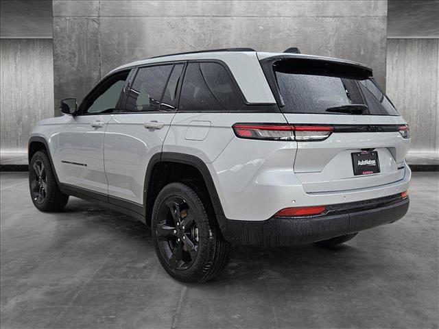 new 2024 Jeep Grand Cherokee car, priced at $40,469