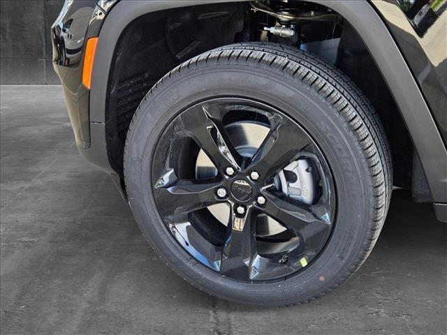 new 2025 Jeep Grand Cherokee L car, priced at $42,648