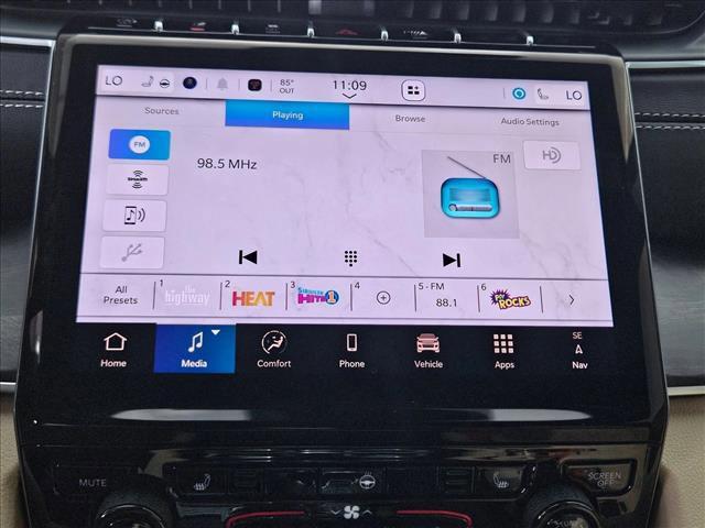 new 2025 Jeep Grand Cherokee L car, priced at $40,995