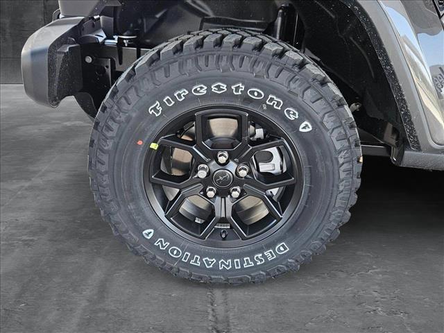new 2025 Jeep Gladiator car, priced at $42,977