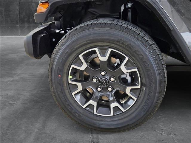 new 2025 Jeep Gladiator car, priced at $46,556