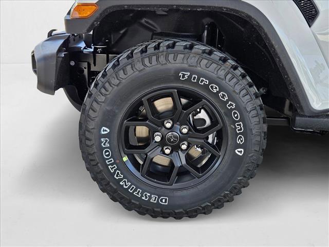 new 2025 Jeep Gladiator car, priced at $40,341