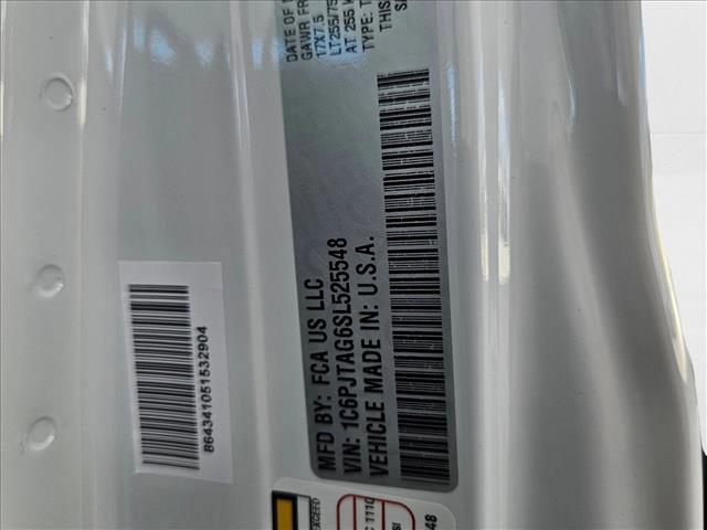 new 2025 Jeep Gladiator car, priced at $40,341