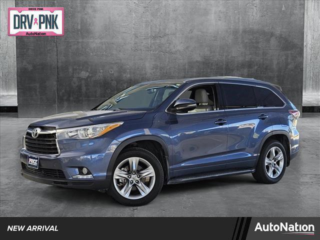 used 2015 Toyota Highlander car, priced at $17,994