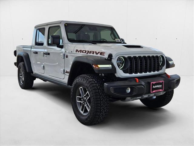 new 2025 Jeep Gladiator car, priced at $43,577