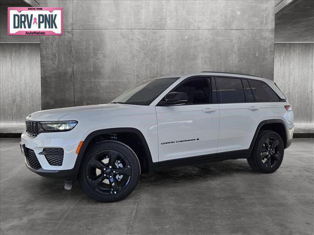 new 2024 Jeep Grand Cherokee car, priced at $40,247