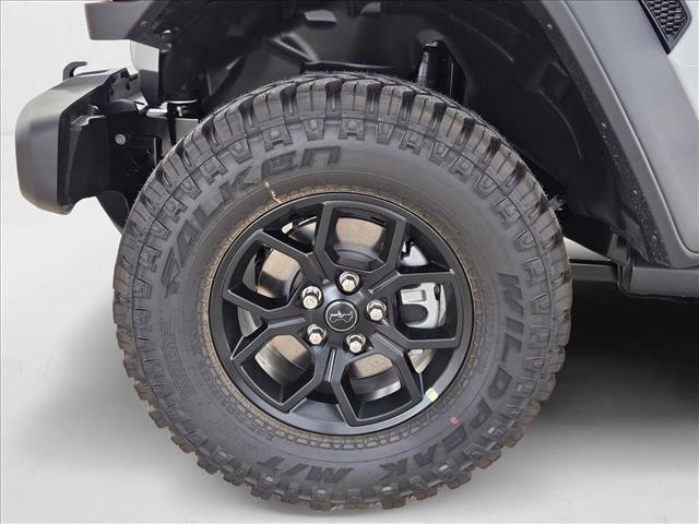 new 2025 Jeep Wrangler car, priced at $38,517