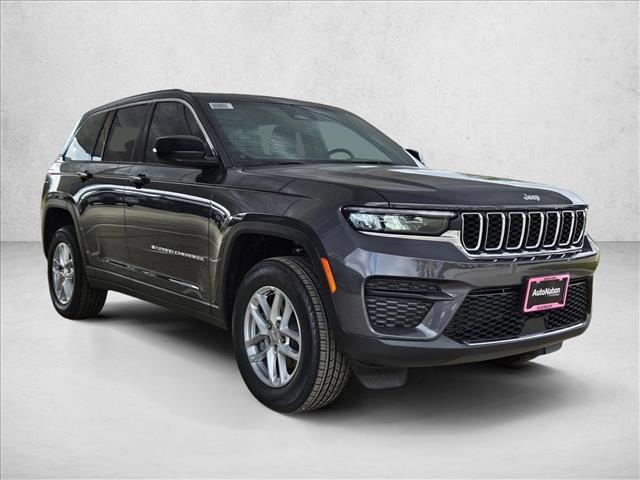 new 2025 Jeep Grand Cherokee car, priced at $34,189