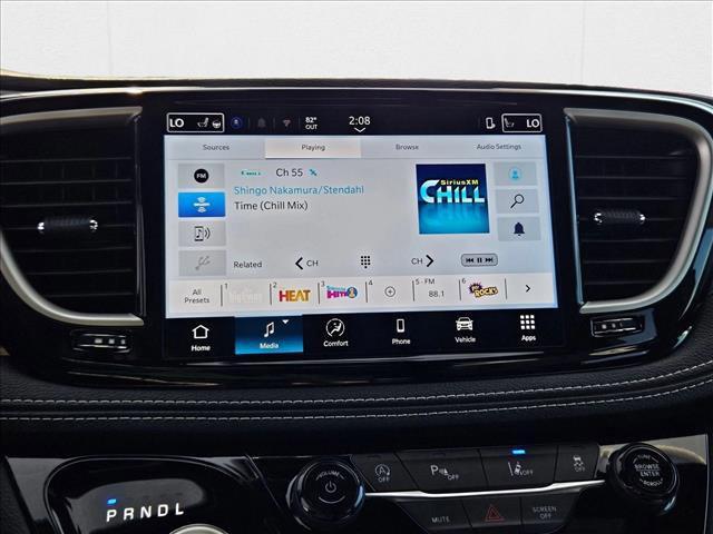 new 2025 Chrysler Pacifica car, priced at $38,553
