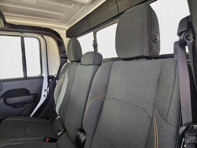 new 2025 Jeep Gladiator car, priced at $39,134