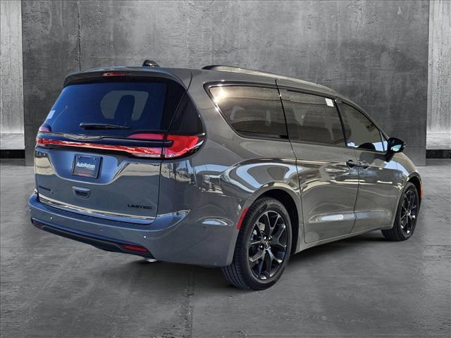 new 2025 Chrysler Pacifica car, priced at $51,404