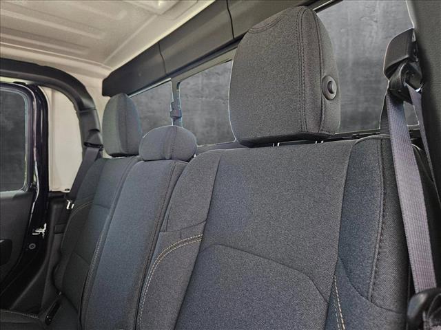 new 2025 Jeep Gladiator car, priced at $40,670