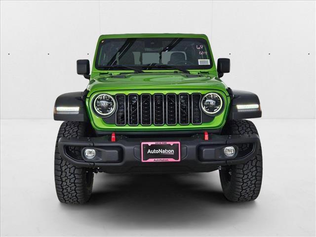 new 2025 Jeep Gladiator car, priced at $49,204