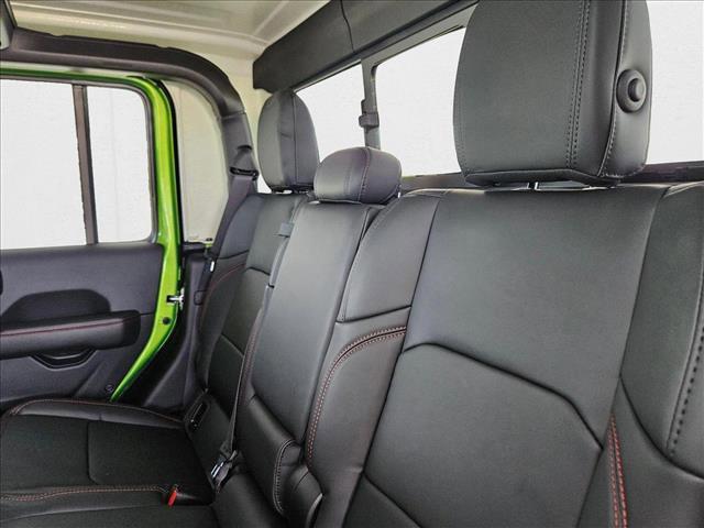 new 2025 Jeep Gladiator car, priced at $49,204