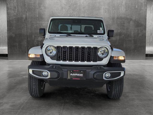 new 2024 Jeep Gladiator car, priced at $38,654