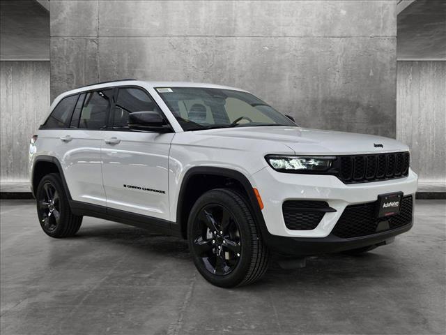 new 2024 Jeep Grand Cherokee car, priced at $37,841