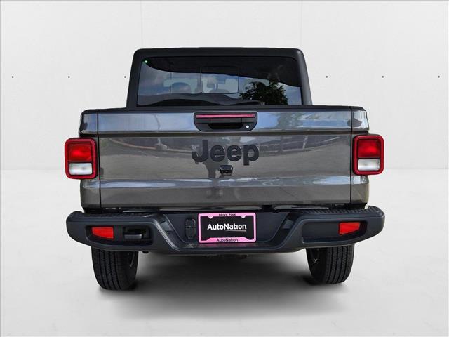 new 2025 Jeep Gladiator car, priced at $39,670