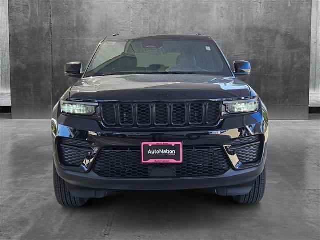 new 2025 Jeep Grand Cherokee car, priced at $35,999