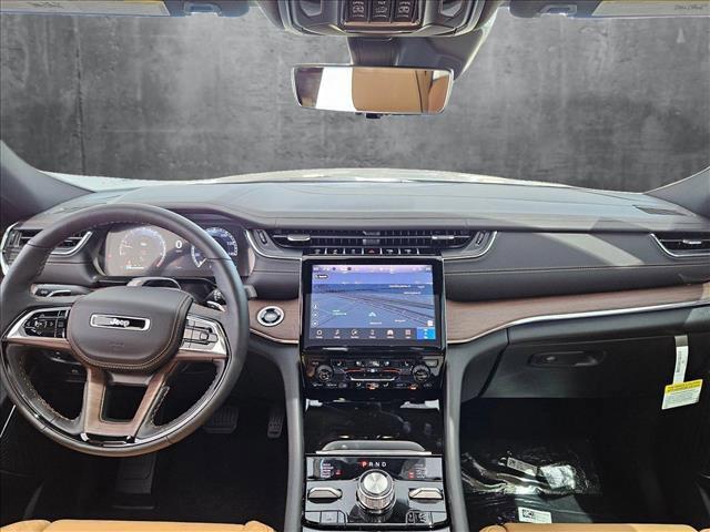 new 2025 Jeep Grand Cherokee car, priced at $59,393