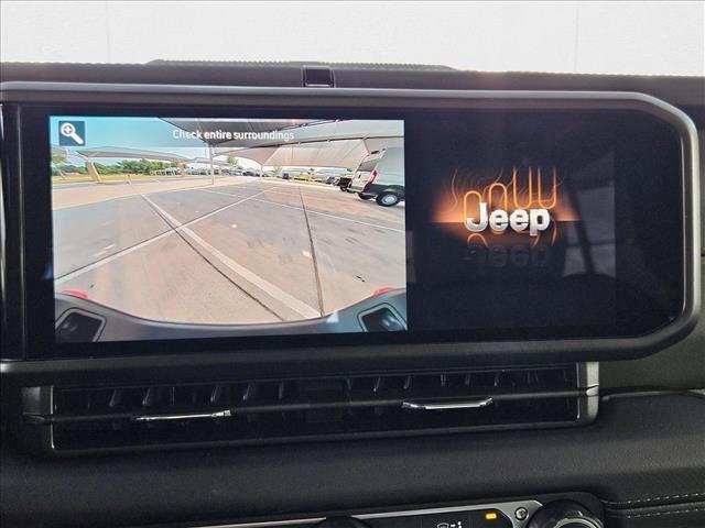 new 2025 Jeep Gladiator car, priced at $45,909