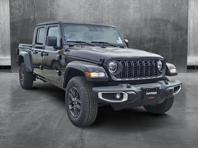 new 2024 Jeep Gladiator car, priced at $40,024