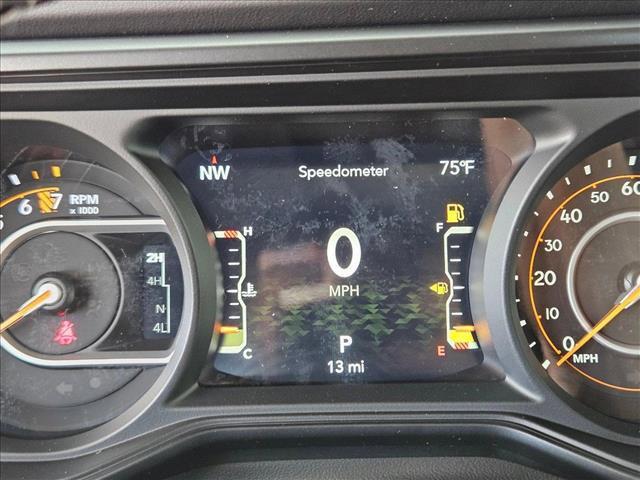 new 2025 Jeep Gladiator car, priced at $47,596