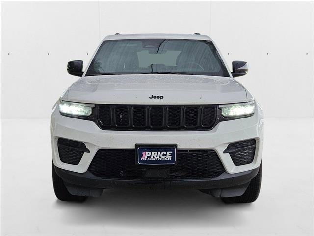 used 2025 Jeep Grand Cherokee car, priced at $37,798