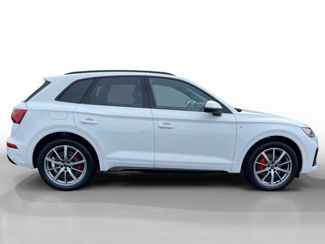 new 2025 Audi Q5 car, priced at $69,955