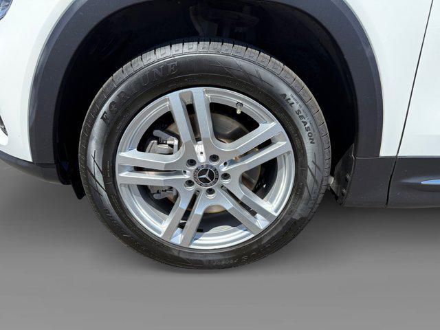 used 2021 Mercedes-Benz GLB 250 car, priced at $21,302