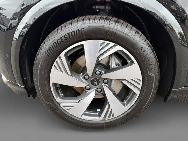 new 2025 Audi Q6 e-tron car, priced at $77,750