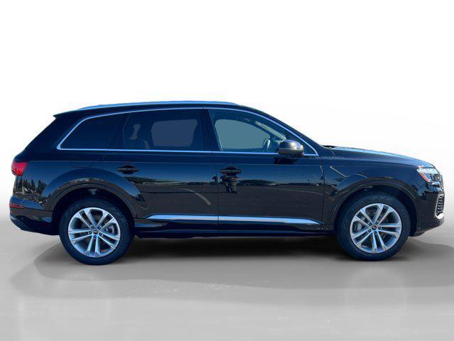 new 2025 Audi Q7 car, priced at $72,890